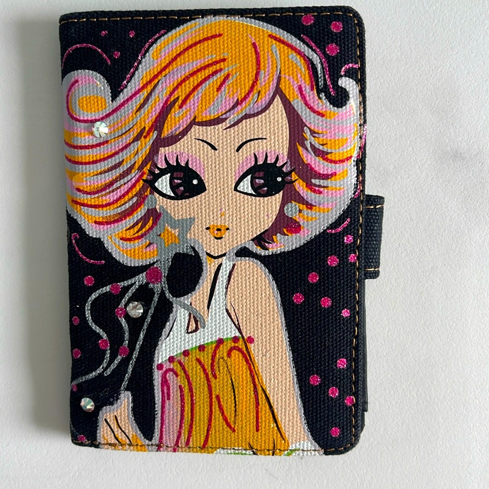 Hand Painted *NWOT* Chic Wallet